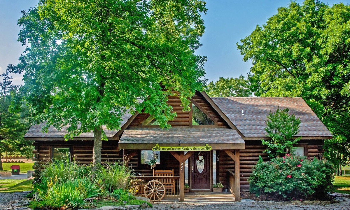 Branson Cedars Cabin | Overlooking pool & playground, walking distance to Thunder Ridge Arena.