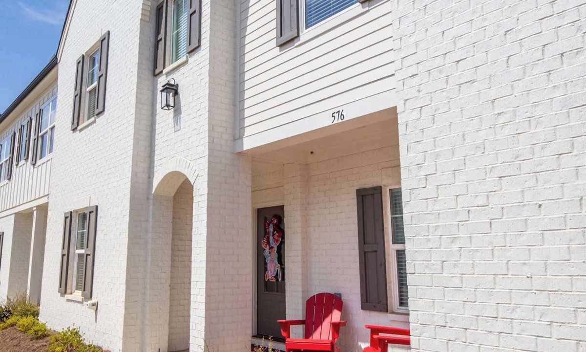 Oxford Condo | Oxford Muse by Apex Short Term Stays