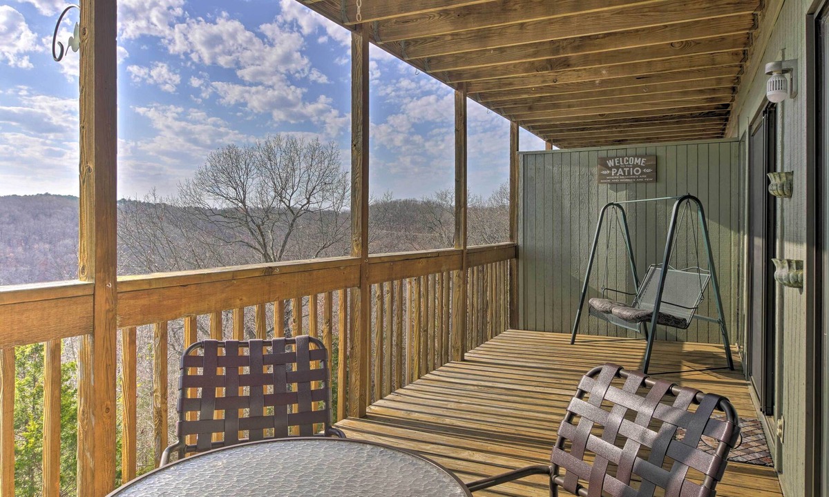 Mi Silver Dollar City | Notch Estates