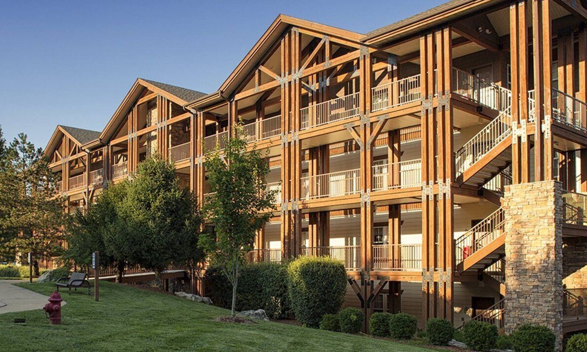 Branson Condo | Palace View by Spinnaker 1br suite, Saturday check-in