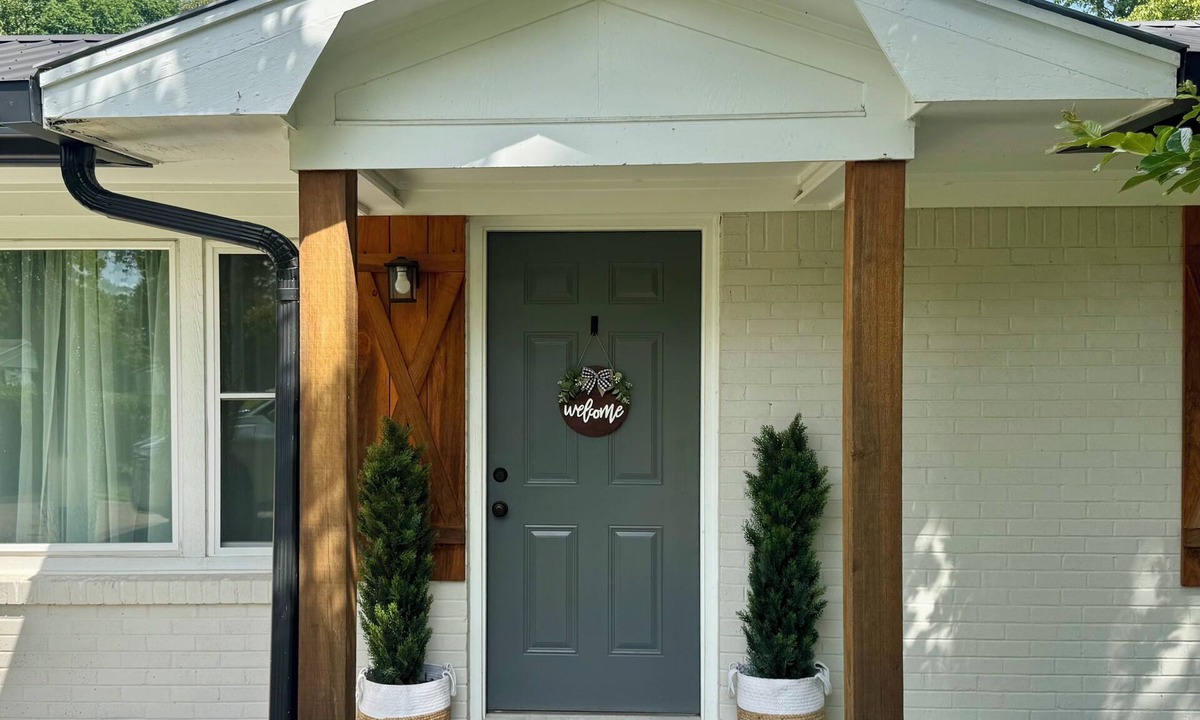 Lawrenceburg House | Peaceful 2-bedroom, 1 bath housein charming Lawrenceburg, TN