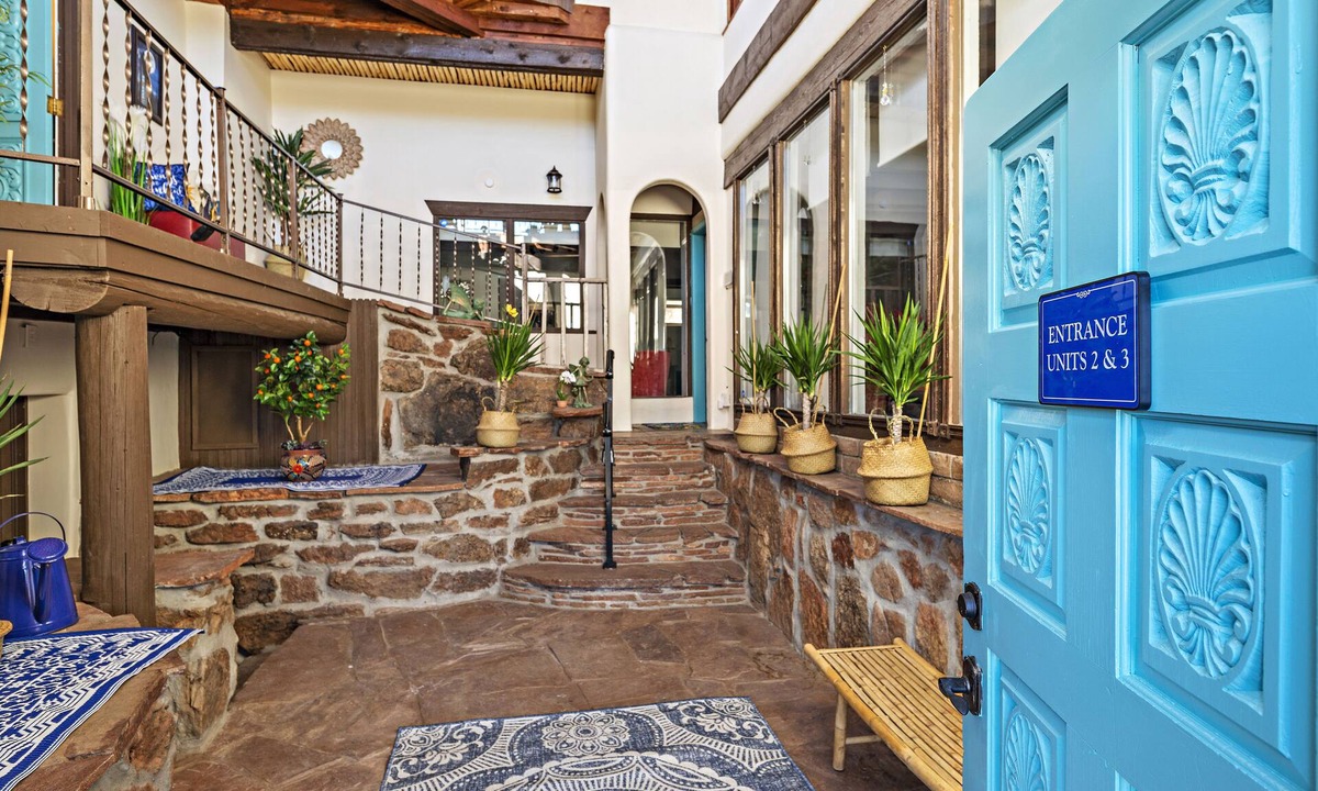Canoncito House | Peaceful & Quaint Guesthouse - 15 min to Santa Fe Plaza - Dog welcome!