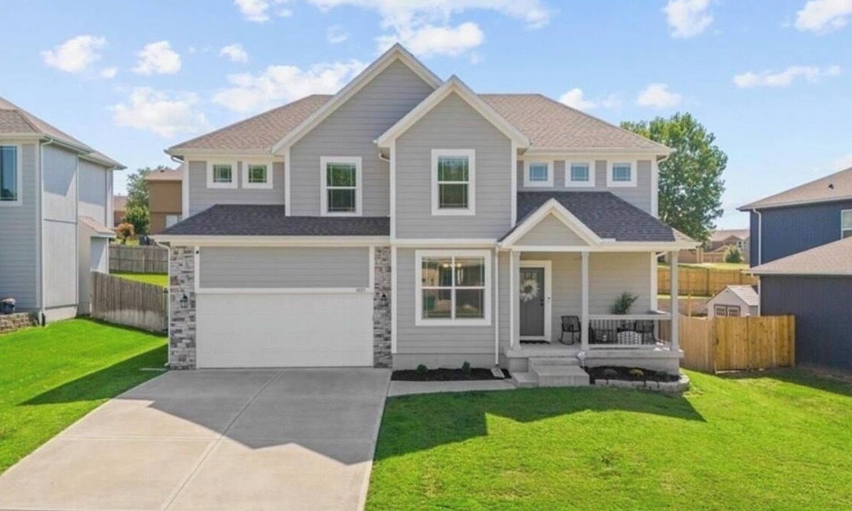 Waldron House | Perfect 3-bedroom house with AC in charming Kansas City Kansas