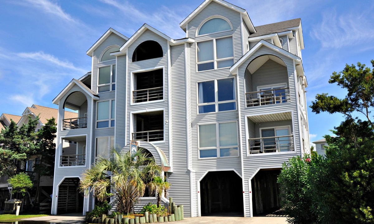 Ocracoke Condo | Pirate's Quay 3 South: Incredible harbor views and sunsets. Docking.
