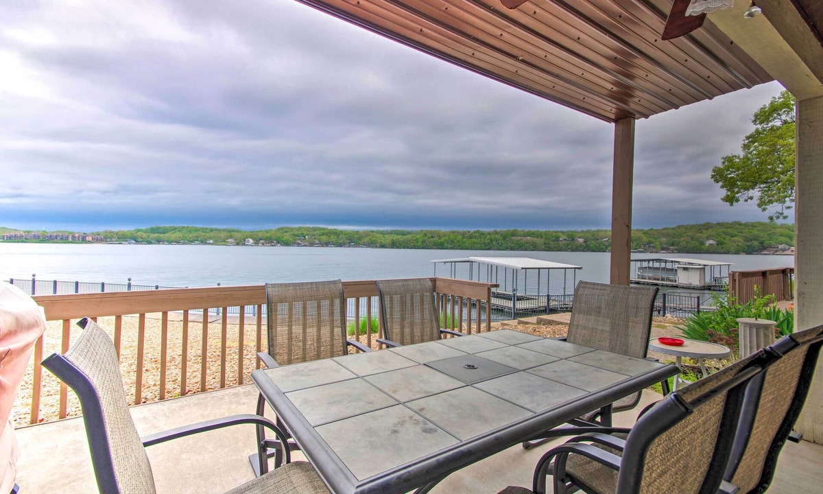 Lake Ozark Apartment | Pool Days & Water Fun Await: Lake Ozark Escape!