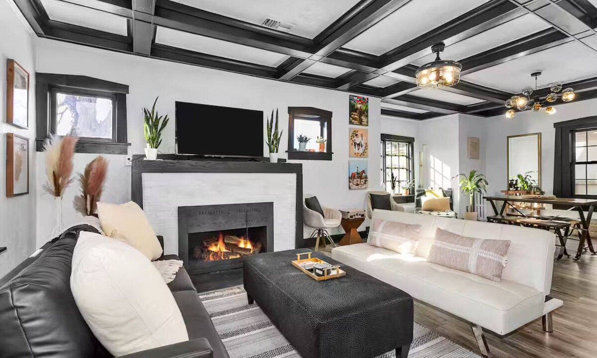 Kansas City House | Private 3 BR Home By KC Zoo