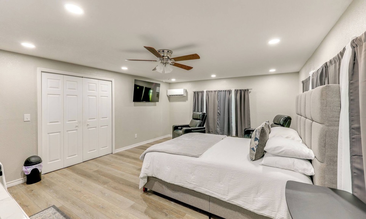 New Boston Apartment | Private Yard: Pet-friendly Studio in New Boston!