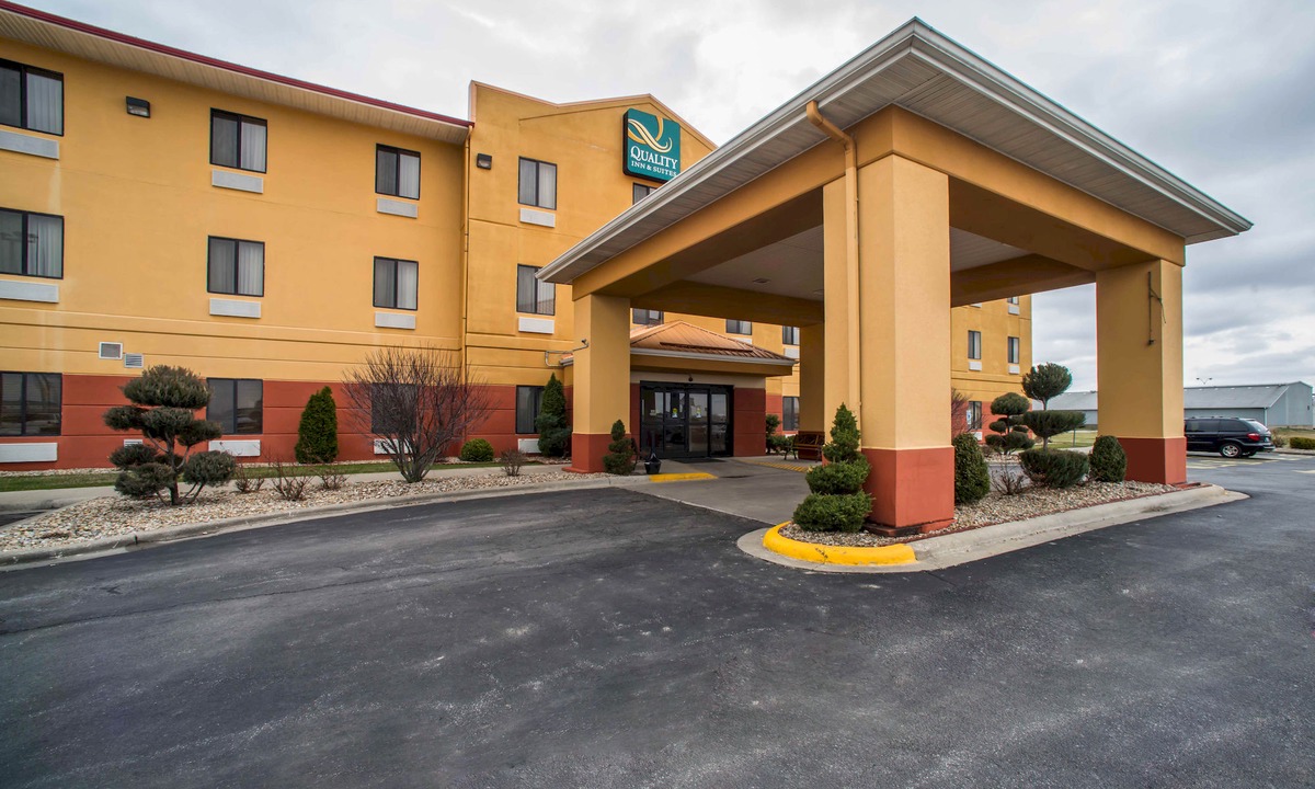Litchfield Hotel | Quality Inn Litchfield Route 66