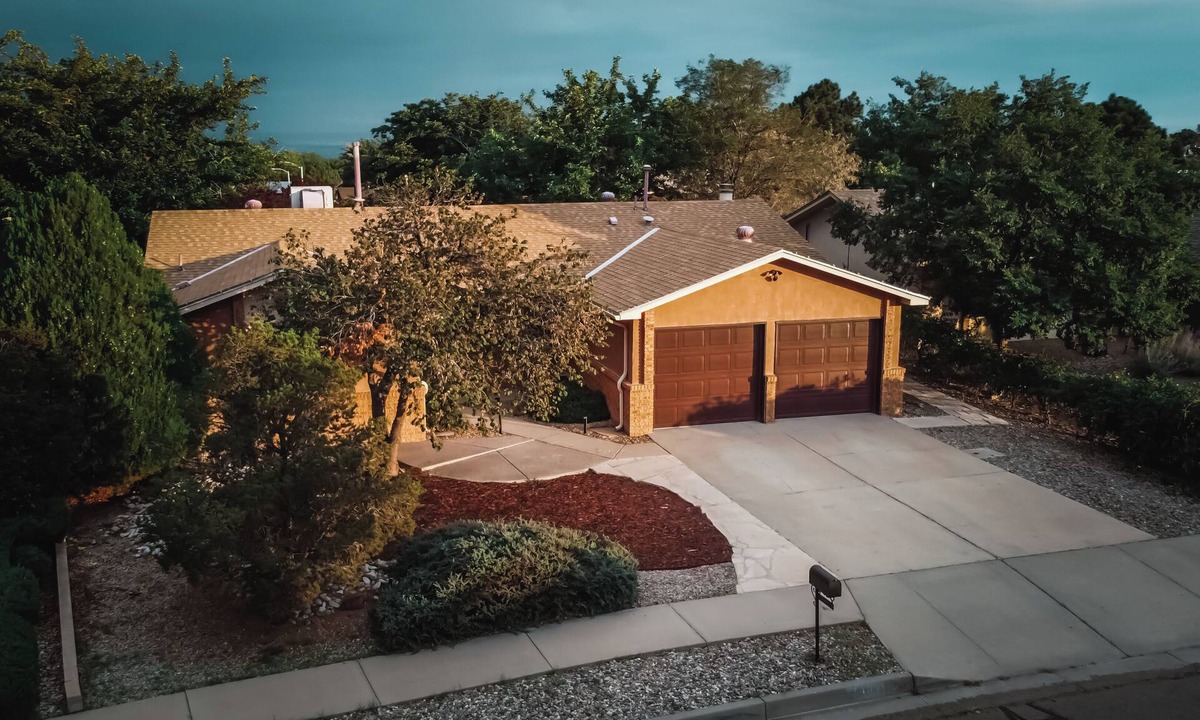 Heritage Hills House | Quiet Home in NE Albuquerque - No Cleaning Fee