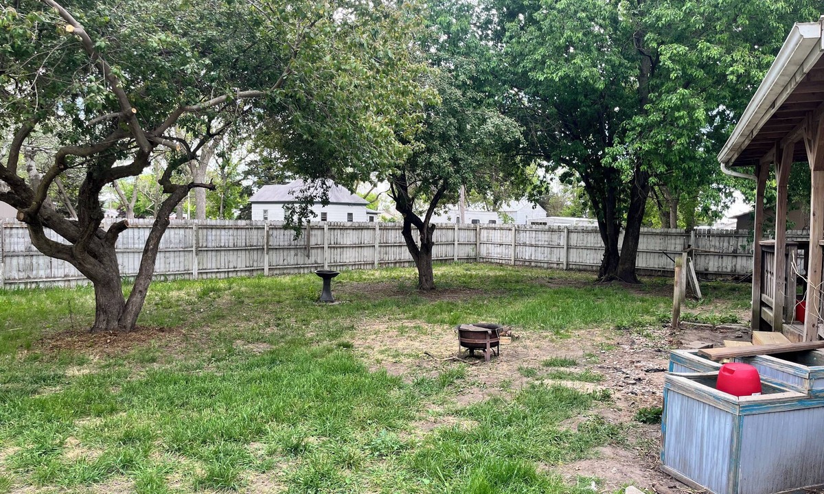 Hordville House | Quiet Hordville Home with Big Fenced Yard for Families