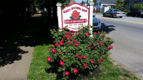 Bardstown Bed & Breakfast | Red Rose Inn Bed and Breakfast