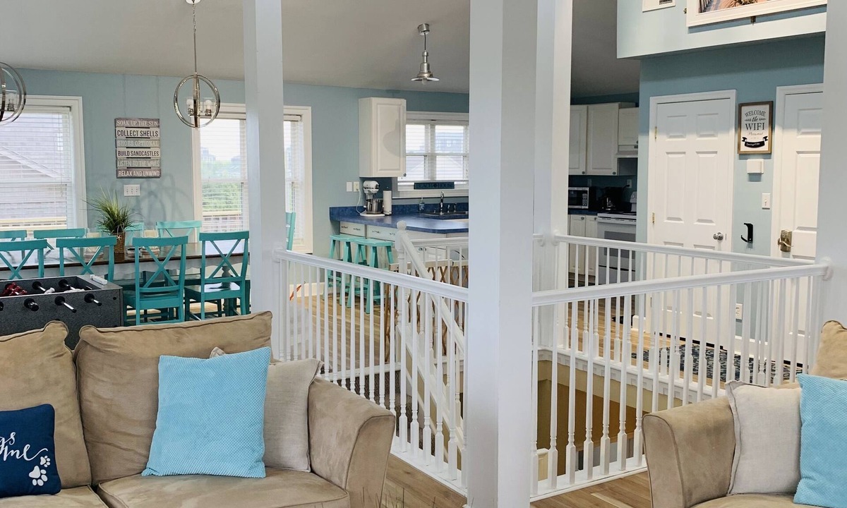 Waves House | Reduced! Aug. 15–22 Hot Tub Arcade Pool Table Oceanside