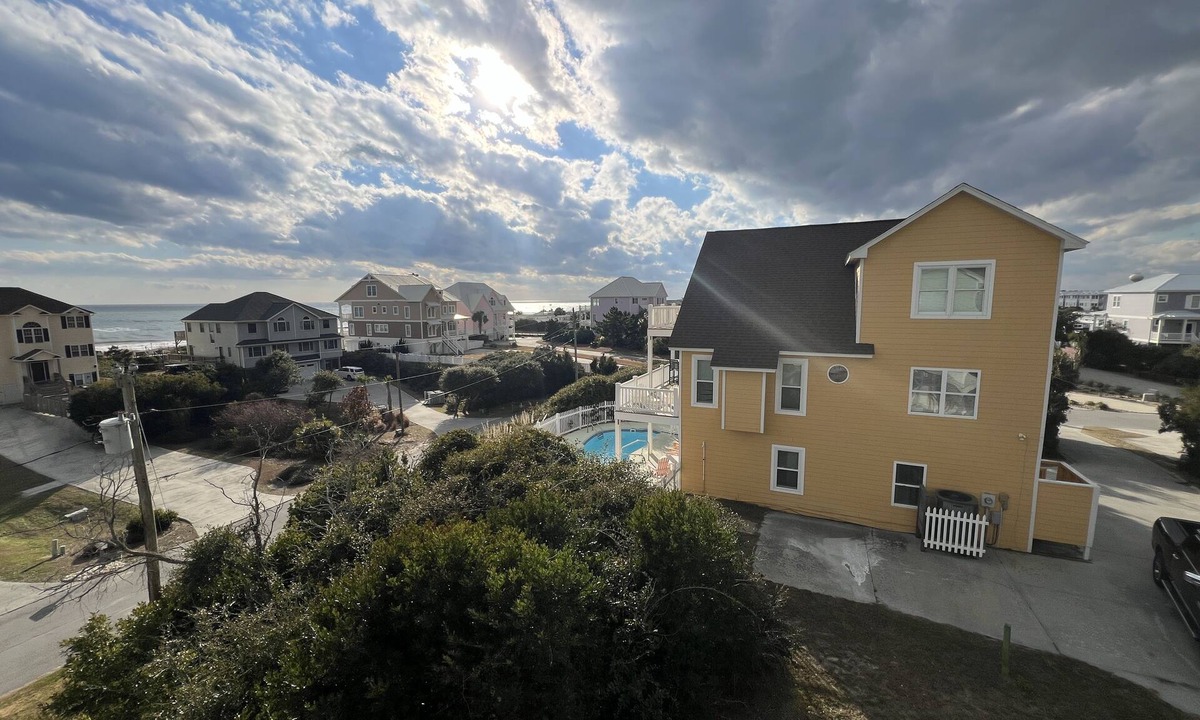 Emerald Isle House | Relax in your private pool at your second-row Emerald Isle 4 BR beach cottage