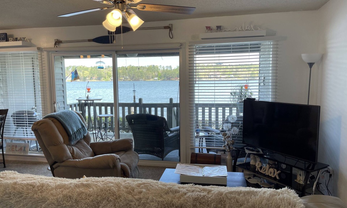 Hot Springs Condo | Relaxation Station-Peaceful, quiet, & cozy and just steps from the water’s edge.