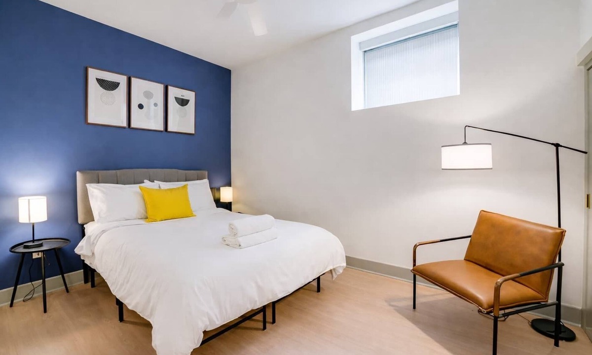 Downtown Louisville Apartment | Relaxing unit near Louisville Medical Complex!