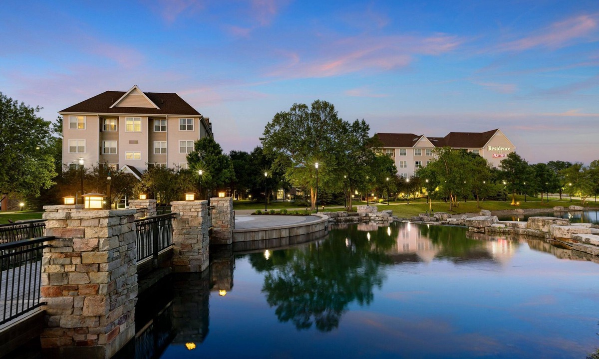 West Des Moines Hotel | Residence Inn by Marriott Des Moines West at Jordan Creek Town Center