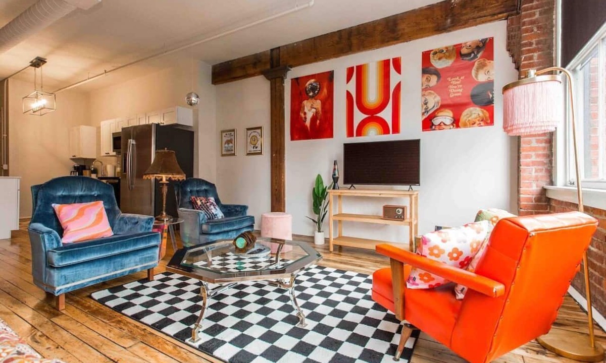 River Market Apartment | Retro River Market Loft Walkable Street Car Access