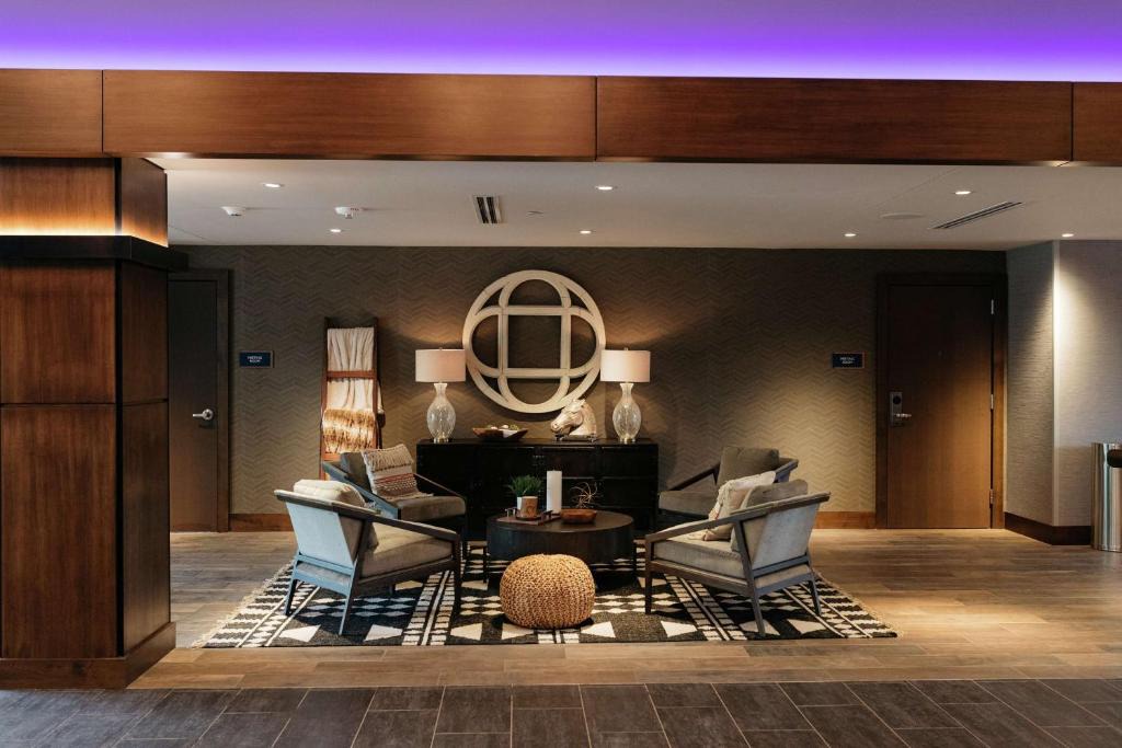 Urbandale Hotel | Revel Hotel, Tapestry Collection By Hilton