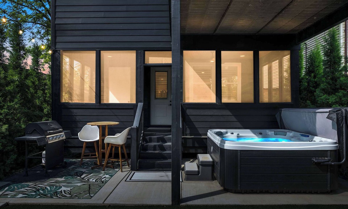 McFerrin Park House | Sanctuary + Hot Tub + Outdoor Haven