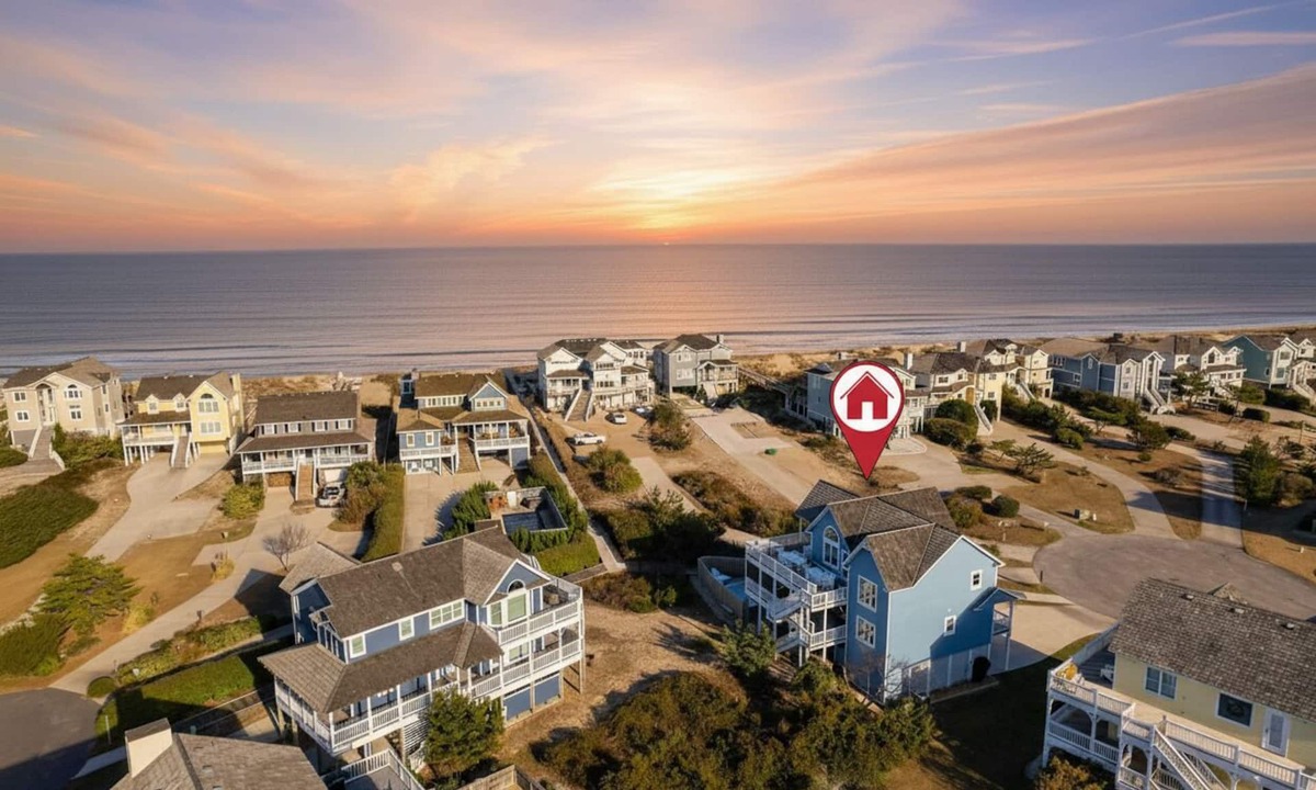 Nags Head House | Sea Captain's House | Ocean Views, Pool, Sleeps 16 Arcade, Bikes, Loaded
