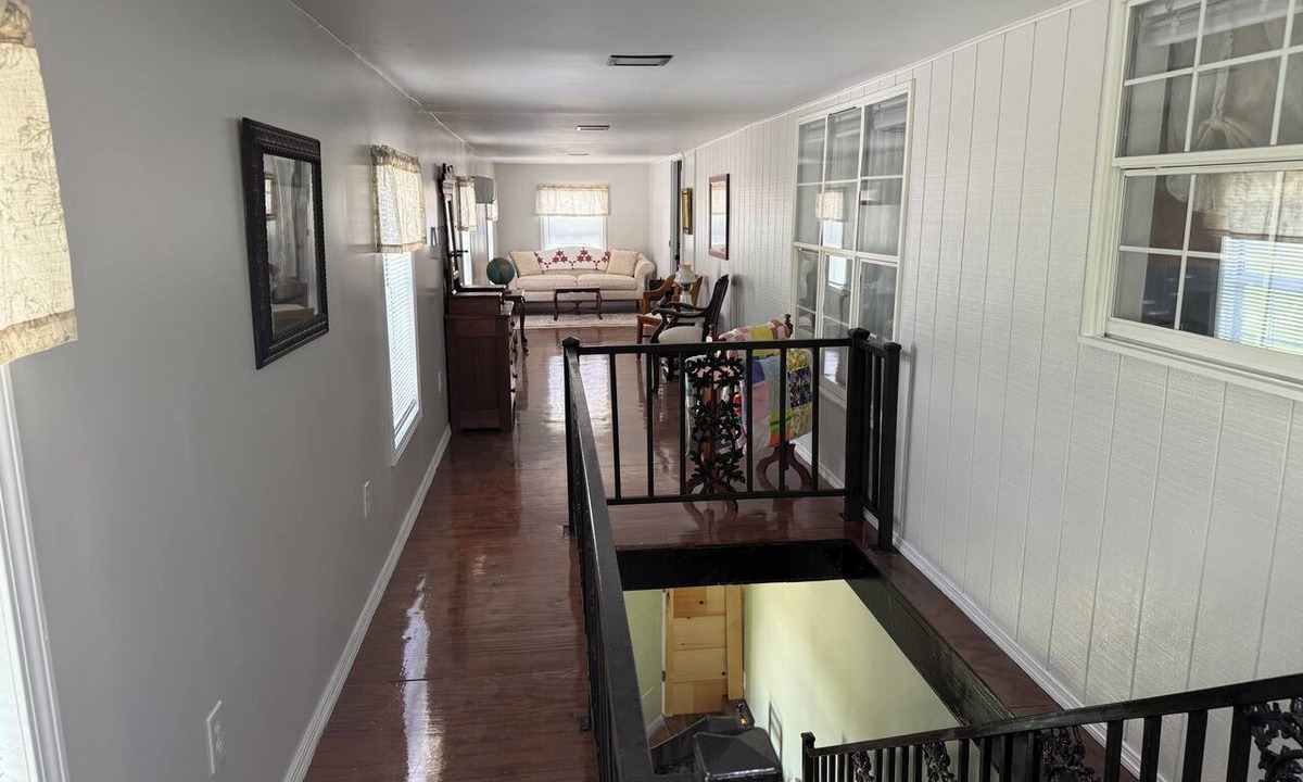 Woodbine Apartment | Sis’s Place near Cumberland Falls and Laurel Lake