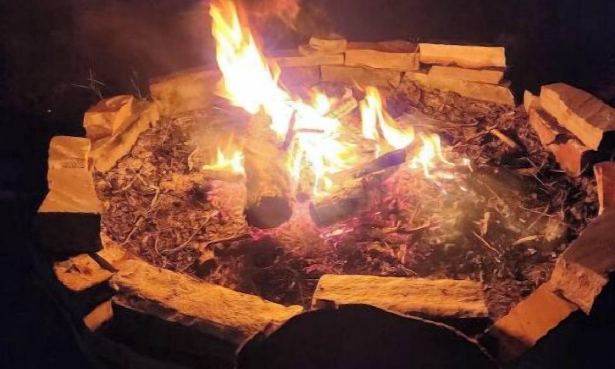 Russellville Cabin | Skyline Lodge Lake Dardanelle Arkansas River Valley