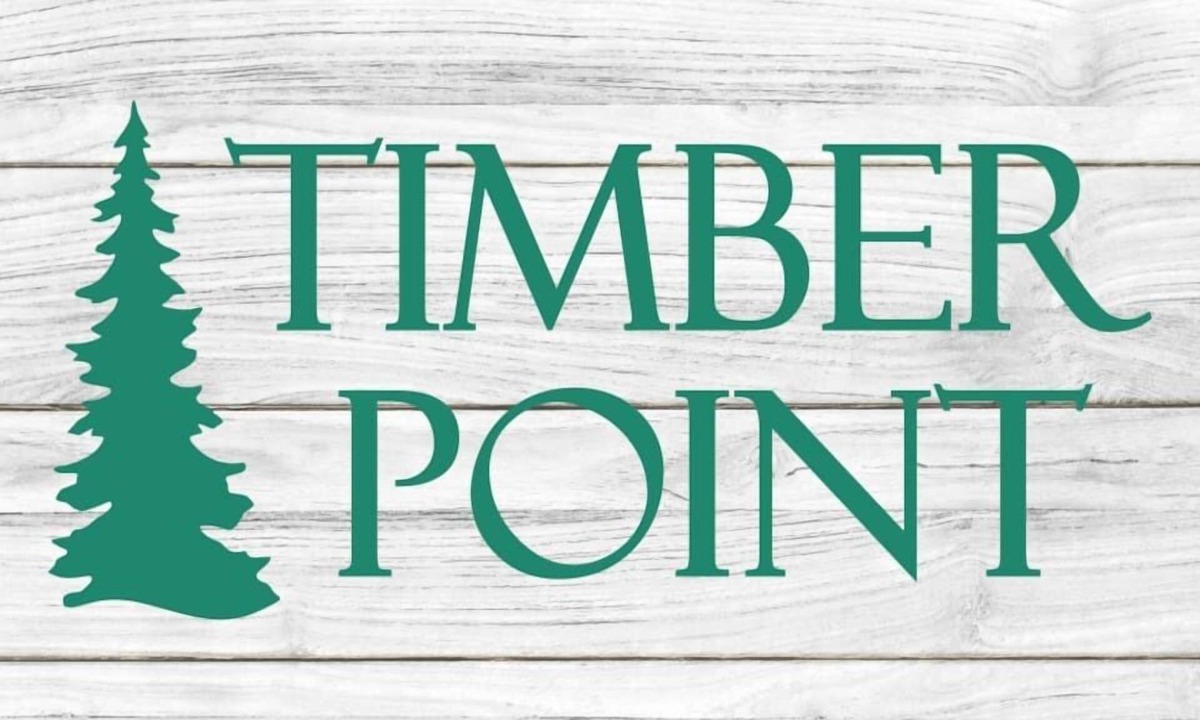 Indian Point Cabin | Sleeps 26! Awesome Family Retreat on Indian Point!