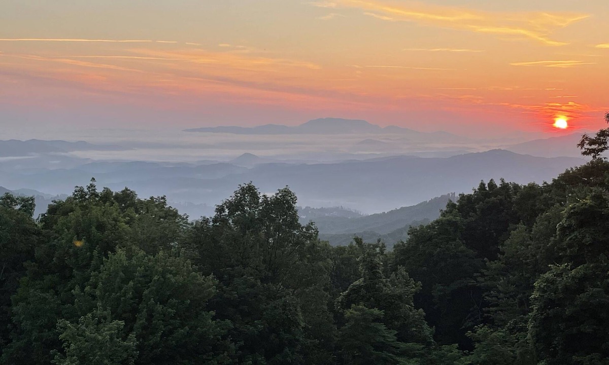 Chalet Village Condo | Smoky Mountain Memories: Stunning Mountain Views