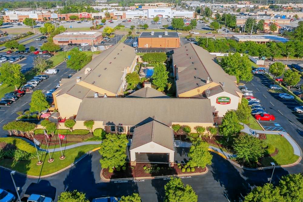 Twin Brook Hotel | Sonesta Select Chattanooga Hamilton Place