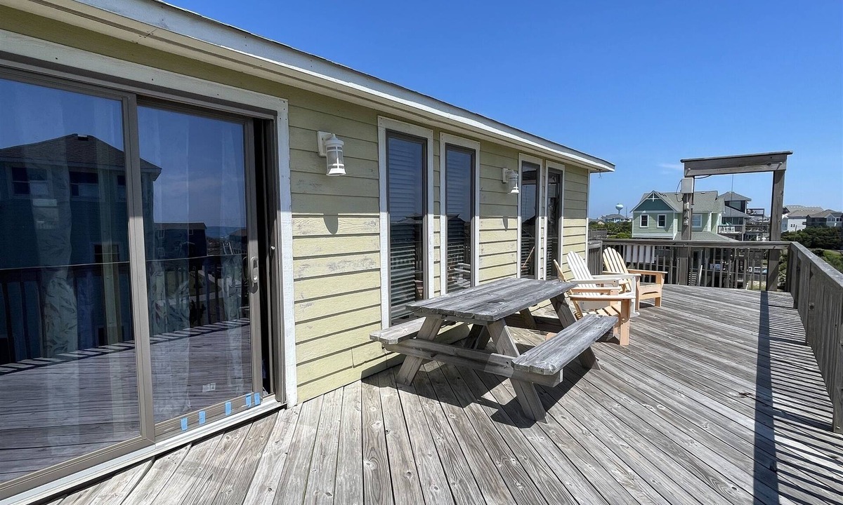 Hatteras Cottage | Southern Star 5 Bedroom Cottage by RedAwning