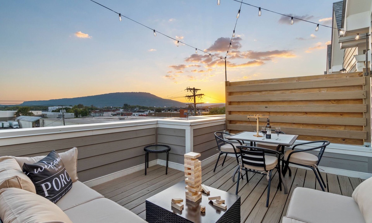 Chattanooga House | Southside - Rooftop Patio - City & Mountain Views!