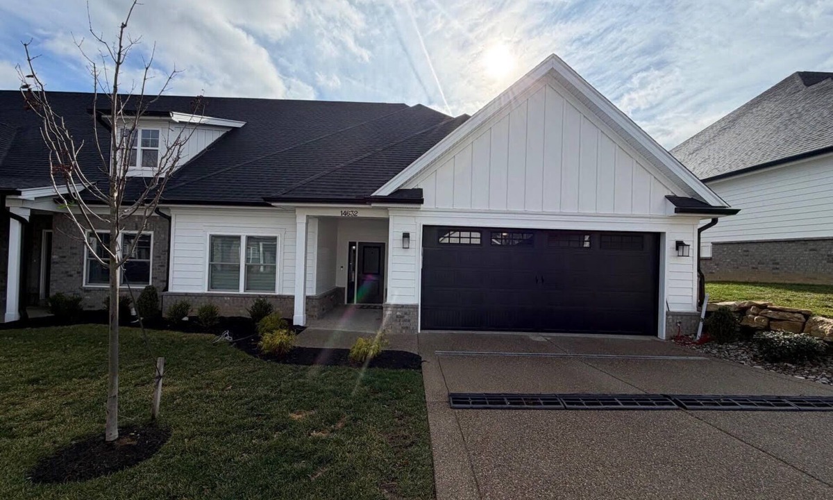 Buechel House | Spacious 4-bedroom townhome with 2 car garage in perfect Louisville location