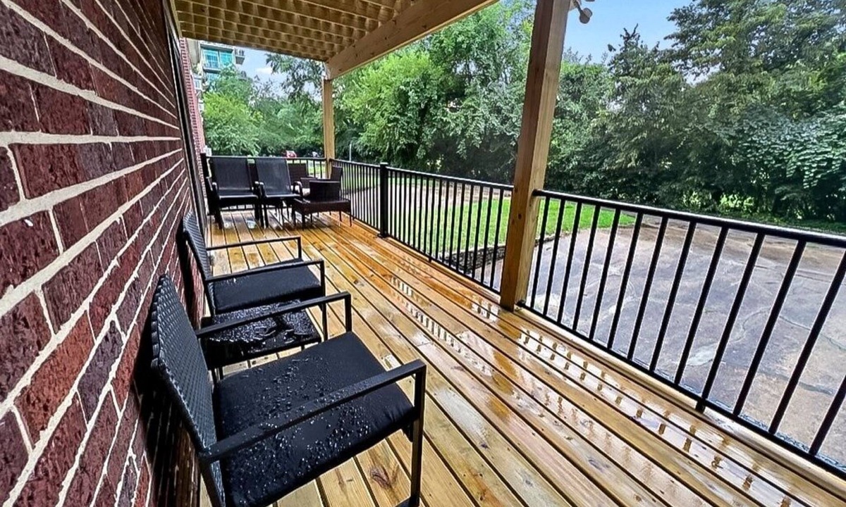 Oakley House | Spacious 4BR/4BA/4cargr Retreat