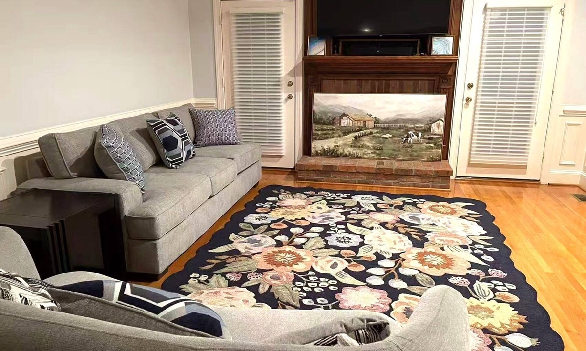 Benson House | Spacious Countryside Retreat