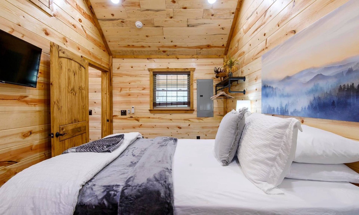 Smithville Cabin | Sportsman's Hideaway!