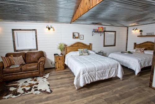 Monument Hotel | Stateline Cabin