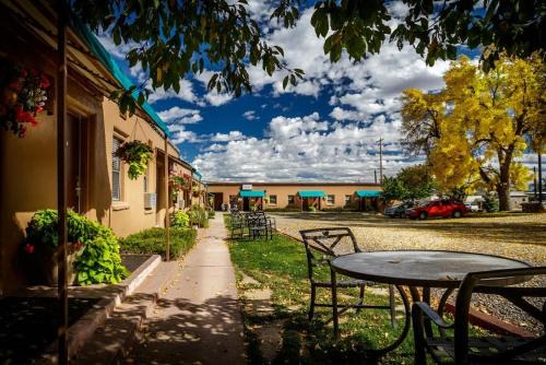 Blanding Hotel | Stone Lizard Lodge