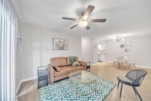 New Albany Apartment | Stonecrest 713, 2Bd Apt I Free Parking I Pool