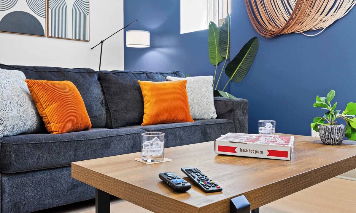 Downtown Louisville Apartment | Stylish studio in Louisville's medical district