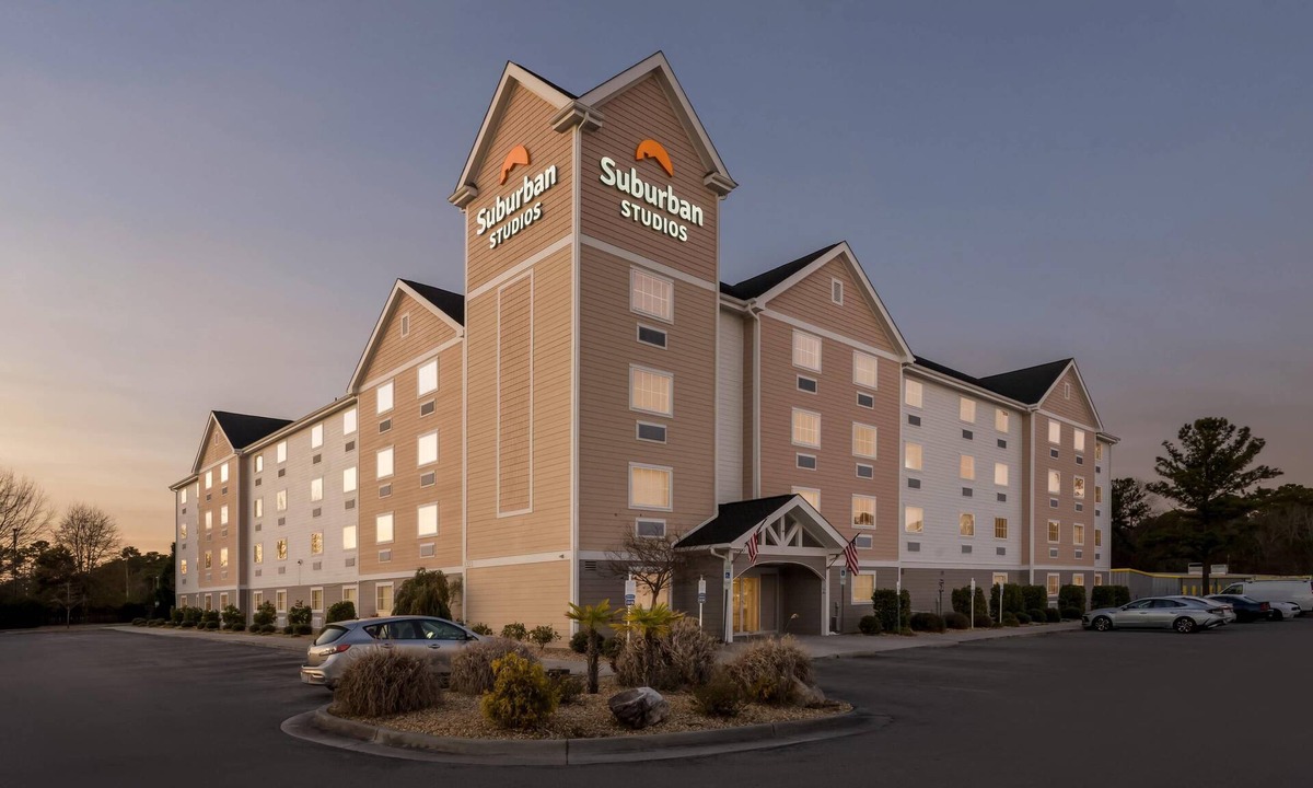 Jacksonville Hotel | Suburban Studios Near Camp Lejeune