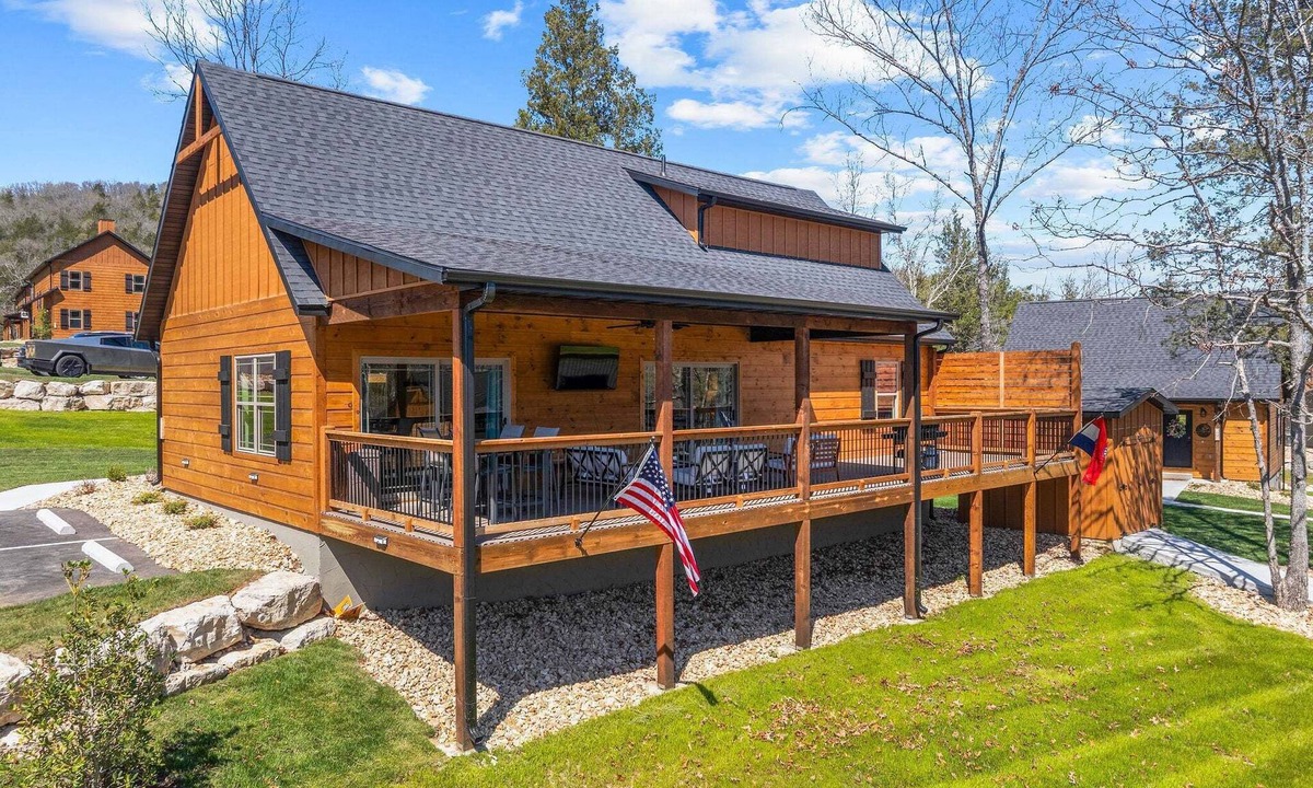 Branson House | Tall Timbers Cabin Right Across Community Pools Free Daily Tickets Near Thunder Ridge
