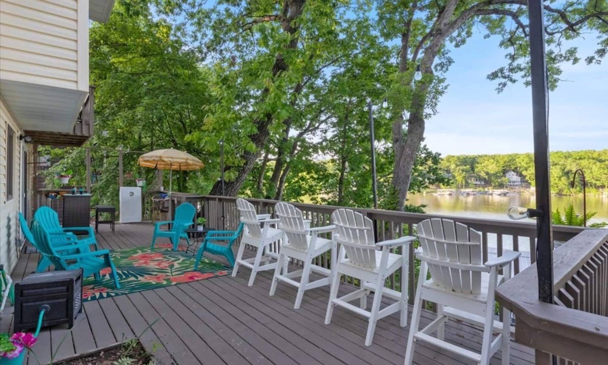 Osage Beach House | The Anchor House — Experience lakeside luxury at a spacious 5-bedroom retreat in Osage Beach. Enjoy breathtaking views, modern comforts, and direct lake access for the perfect Lake of the Ozarks getaway.