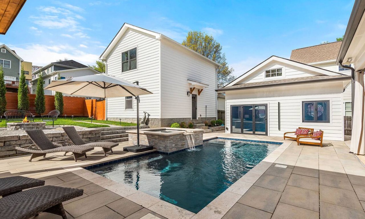 Sylvan Heights House | The Blue Note - Luxe Outdoor Retreat & Pool - Close to Downtown