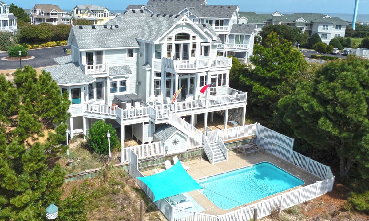Corolla House | The Edge Of Reality: Private Pool, Spa, Rec Room