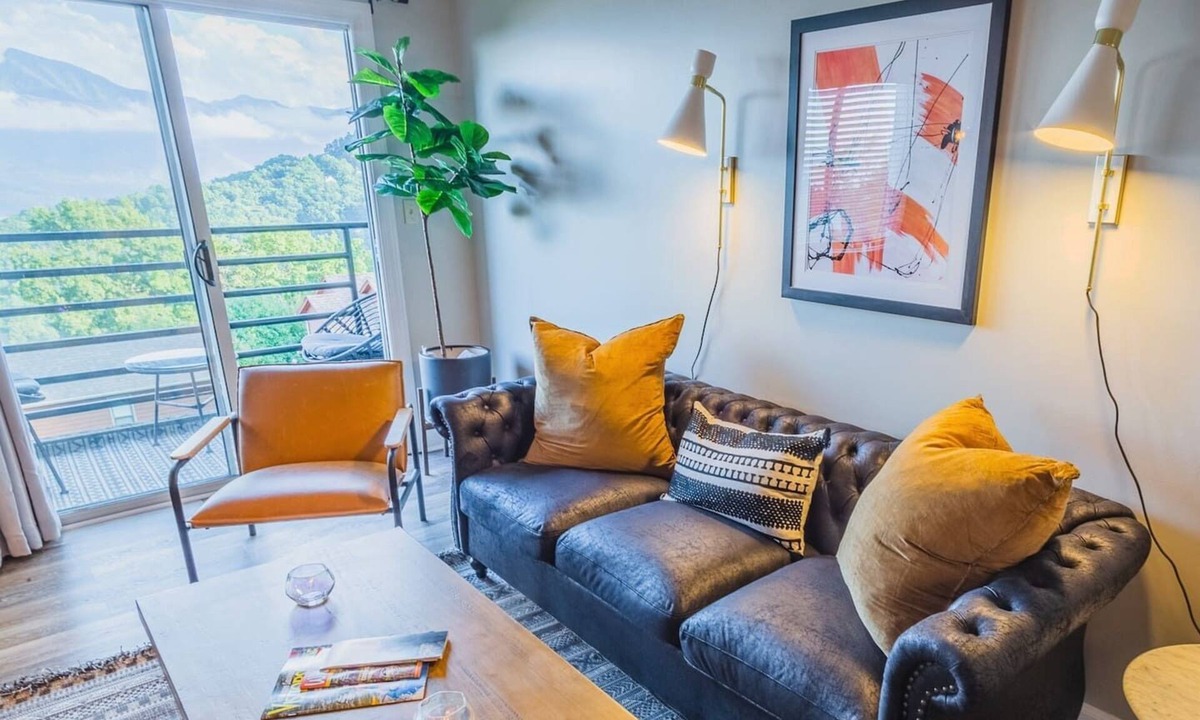 Chalet Village Condo | The Higher the Hair - 2BR Condo for 4 facing Park, Wifi