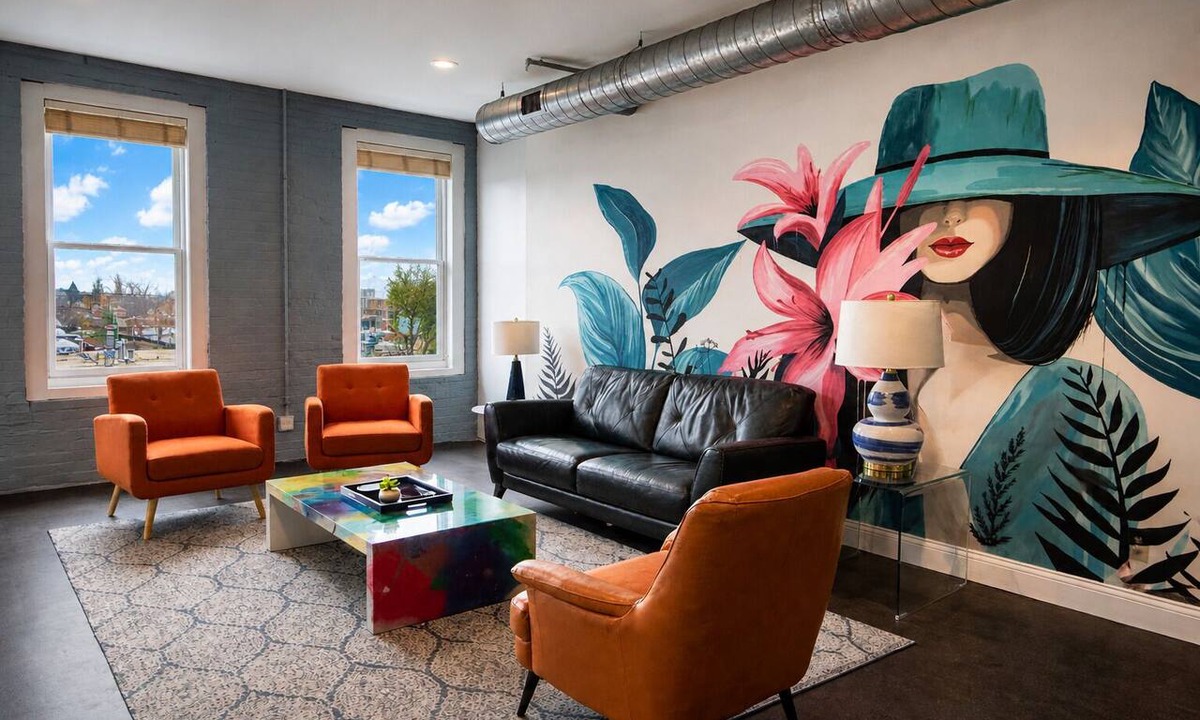 East Market District Condo | The Lily - Modern 3 BR/Stay Nulu Marketplace