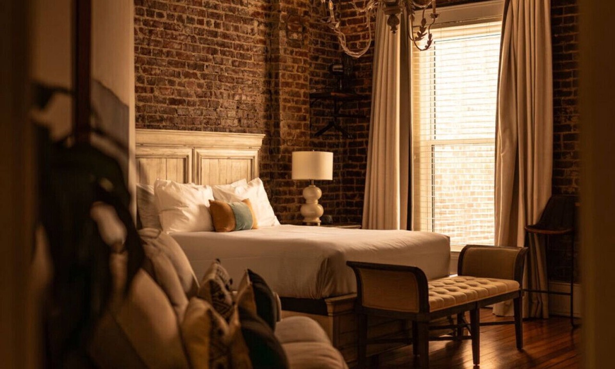 Old City Apartment | The Luxe Loft | Knoxville