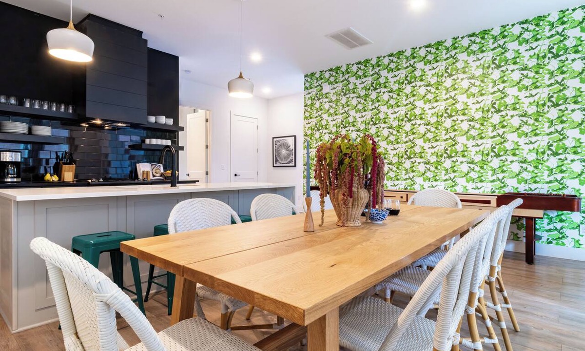 Germantown Apartment | The Magnolia by AvantStay | 8 Bedrooms in DT Nash