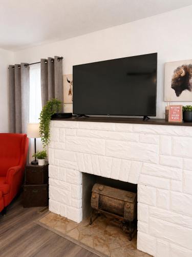 Garden City House | The sunflower stay