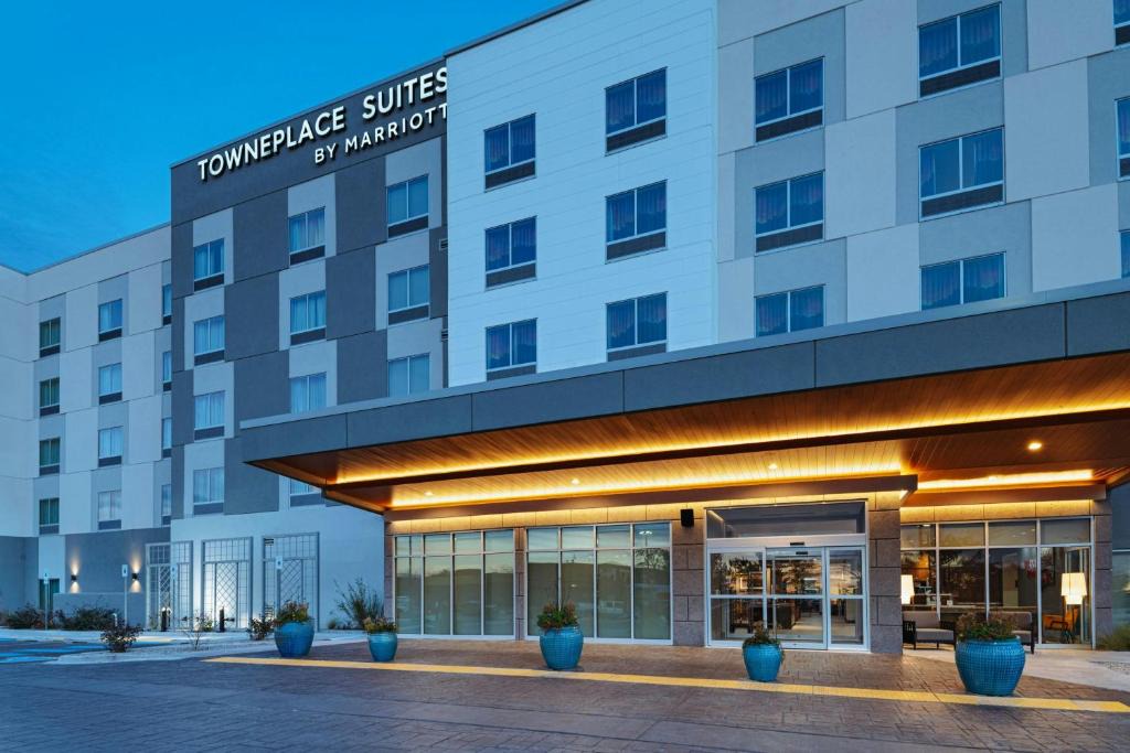 Uptown Hotel | TownePlace Suites by Marriott Albuquerque Uptown